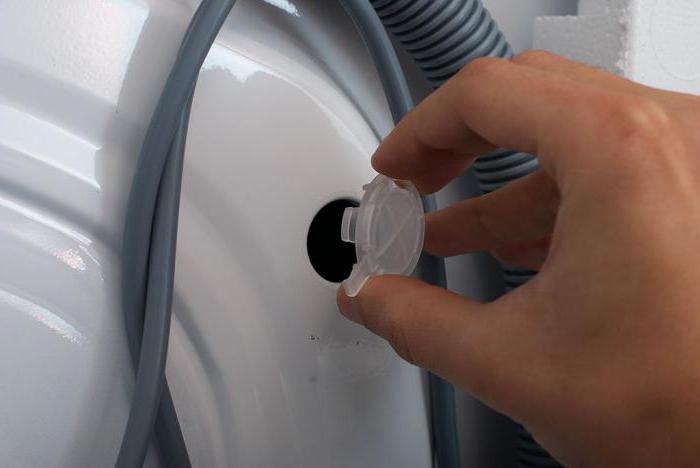 ברגים הובלה במכונת הכביסה: מה הם משמשים וכיצד להסיר אותם