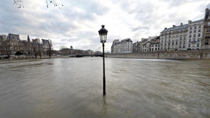 הצפה בצרפת: הטרגדיות של המאה ה -20 וה -21